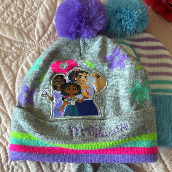 Disney Hat Bundle With A Pair Of Mittens & A Headband EUC - Picture 11 of 11